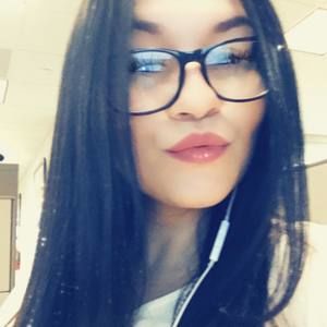 Meet your Posher, Valerie